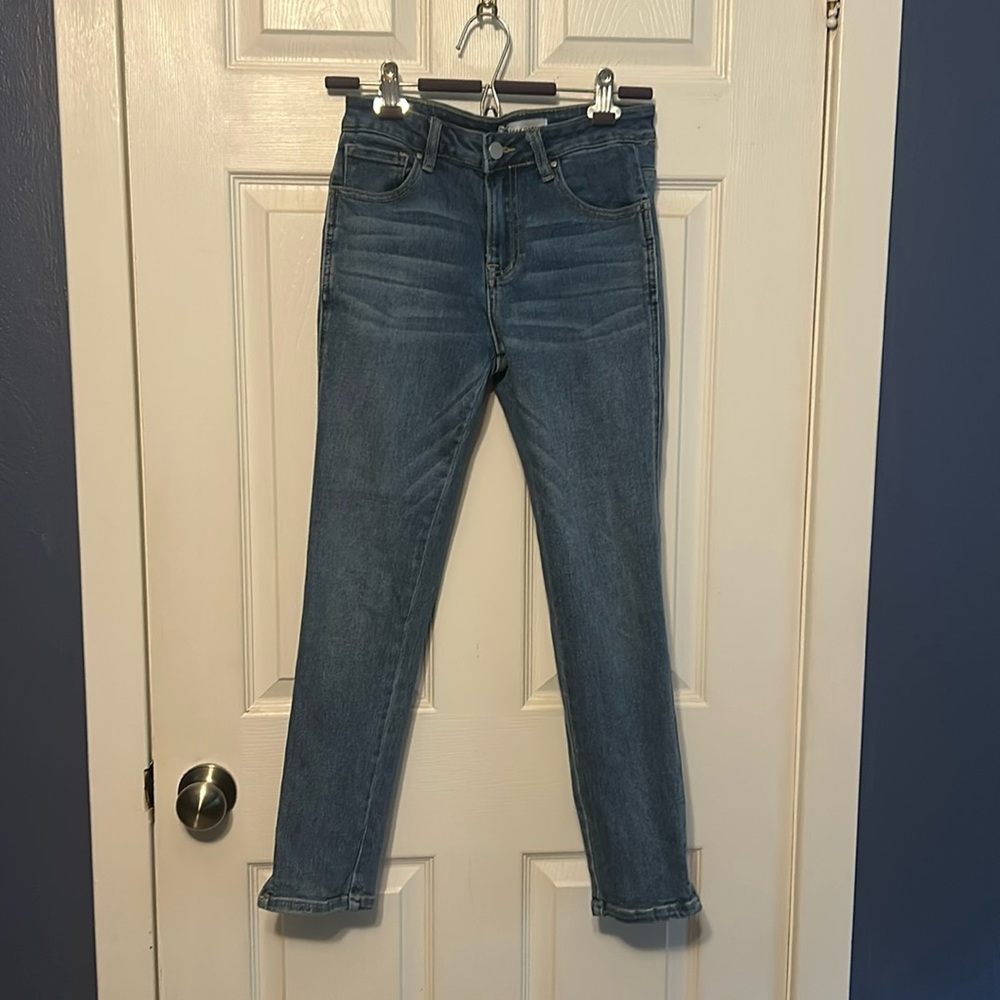 Like New Risen Skinny Jeans